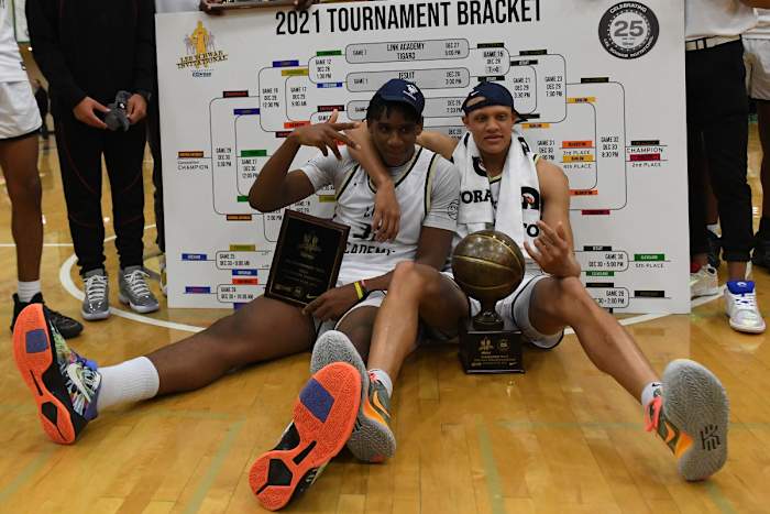 Link-Academy.Tualatin.boys-basketball.postgame.LSI-2021.Leon-Neuschwander.23